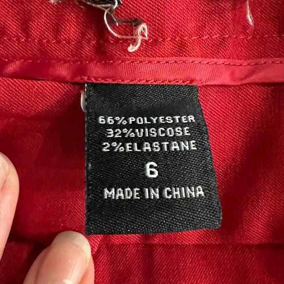 Red casual pants Size 6 - Picture 3 of 3